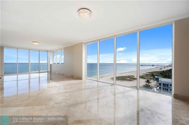 Building Photo - 704 N Ocean Blvd