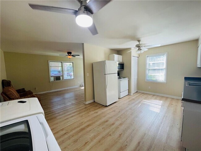 Foto del edificio - 718 Amherst St