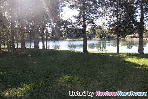 Foto del edificio - 7215 Quail Meadow Ln