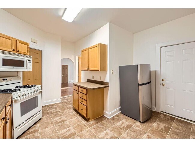 Foto del edificio - 528 20th Ave NE