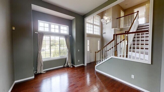 Foto del edificio - 292 Sandrock Ct