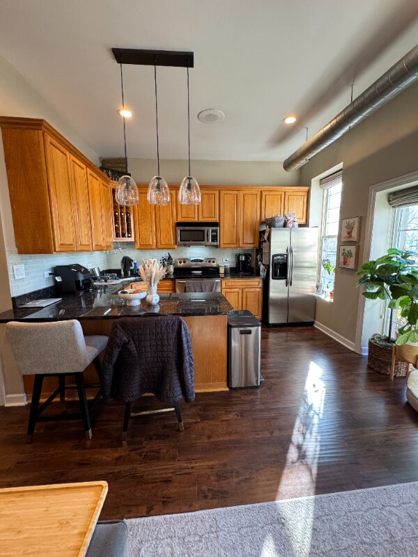 2212 N Campbell Ave Unit 2d, Chicago, IL 60647 Condo for Rent in