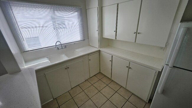 Foto del edificio - 228 S Tower Dr