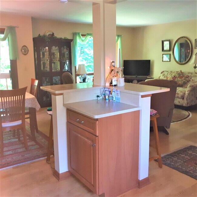 Foto del edificio - 6318 Cedar St