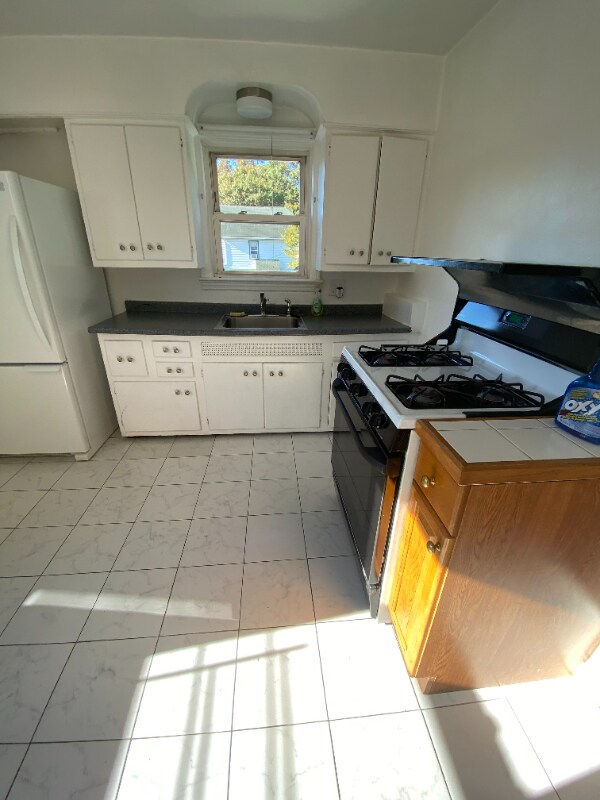 Foto del edificio - 92-38-92220 220th St