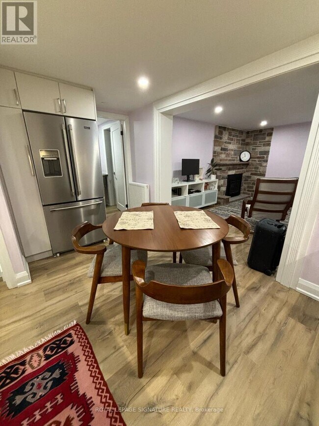 Building Photo - 4 Windust Gate