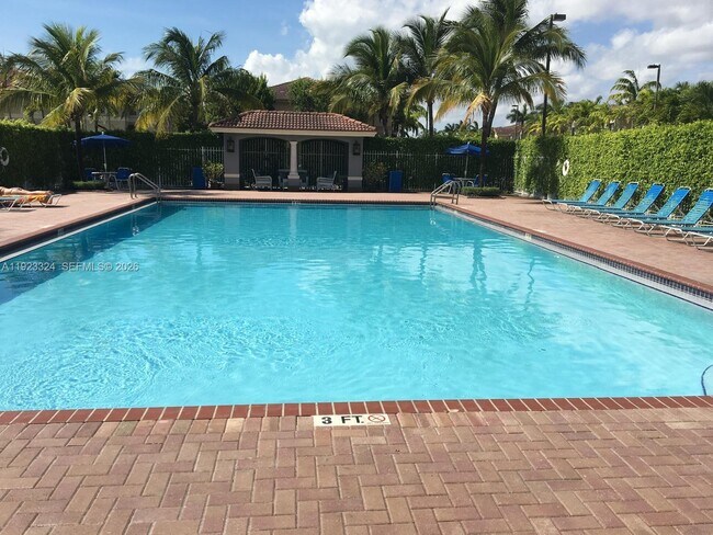 Foto del edificio - 10803 NW 83rd St