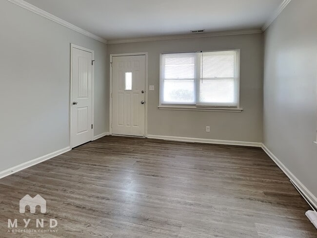 Building Photo - 2301 Charles St