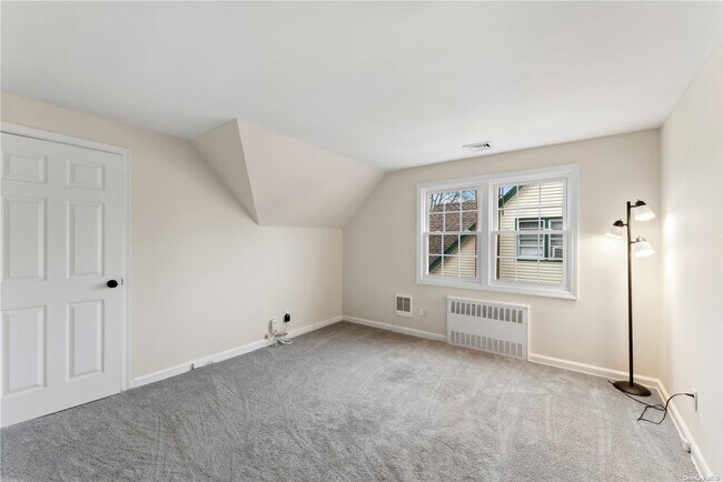 Building Photo - 74 Custer Ave