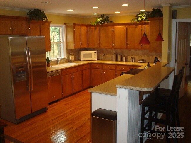 Foto del edificio - 10115 Elmsbrook Ln