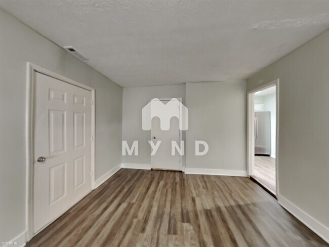 Foto del edificio - 3 br, 2 bath House - 8551 Bowen Ct