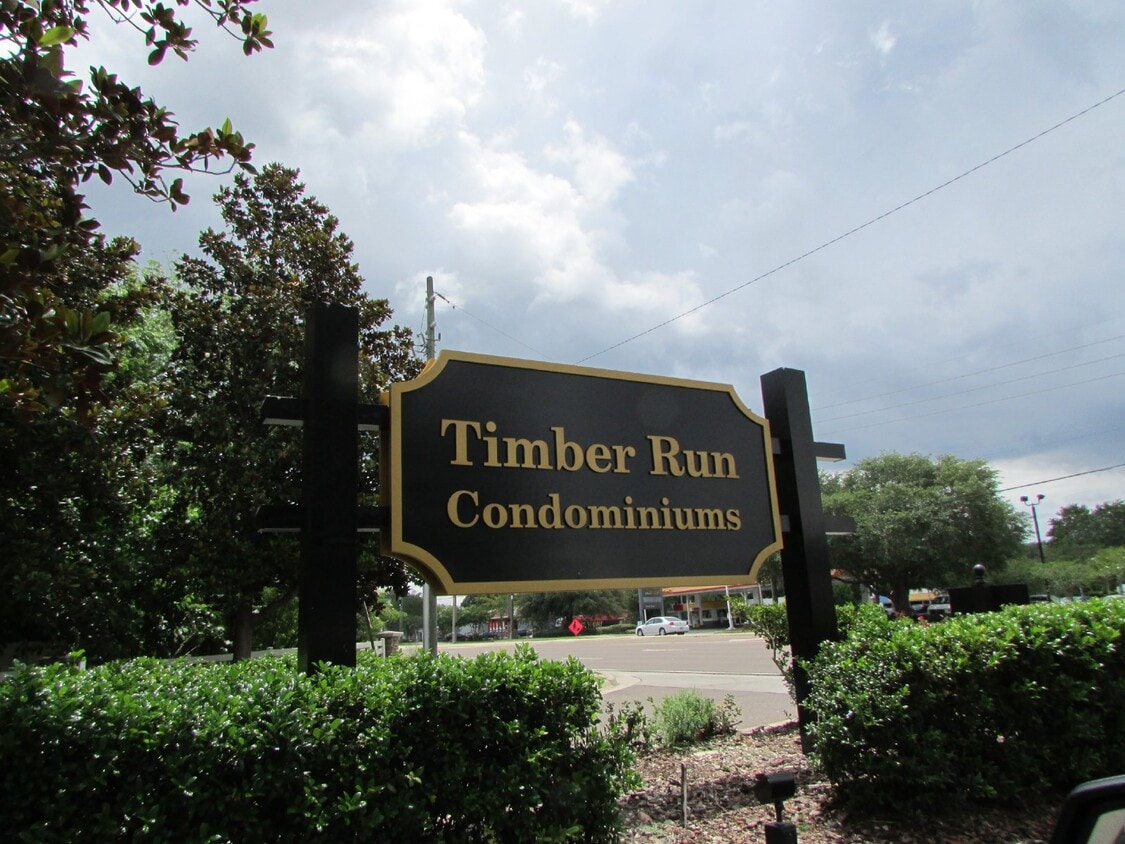 FOR RENT: 3 BEDROOM 2 BATHROOM CONDO LOCA... - FOR RENT:  3 BEDROOM 2 BATHROOM CONDO LOCA...