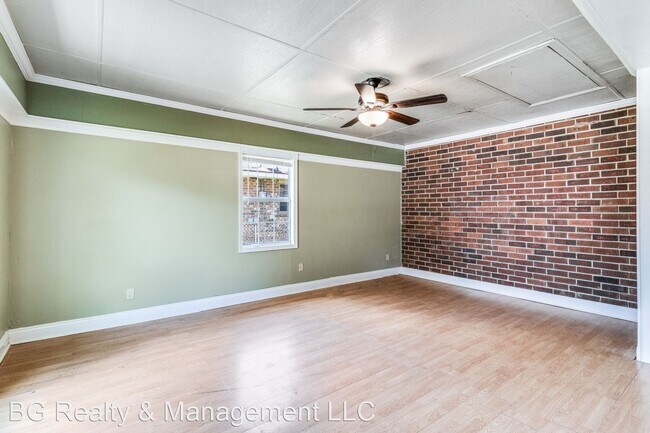 Building Photo - 3 br, 1 bath House - 115 Lindsey Circle