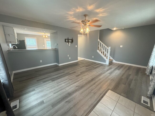 Foto del edificio - 2554 S Flat Rock Rd