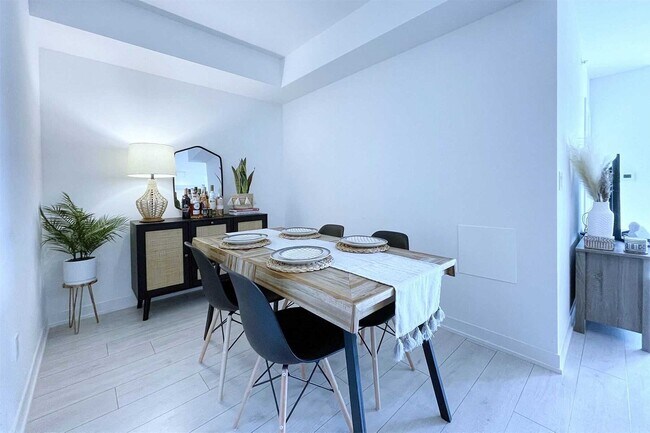 Photo du bâtiment - 31 Tippett Rd