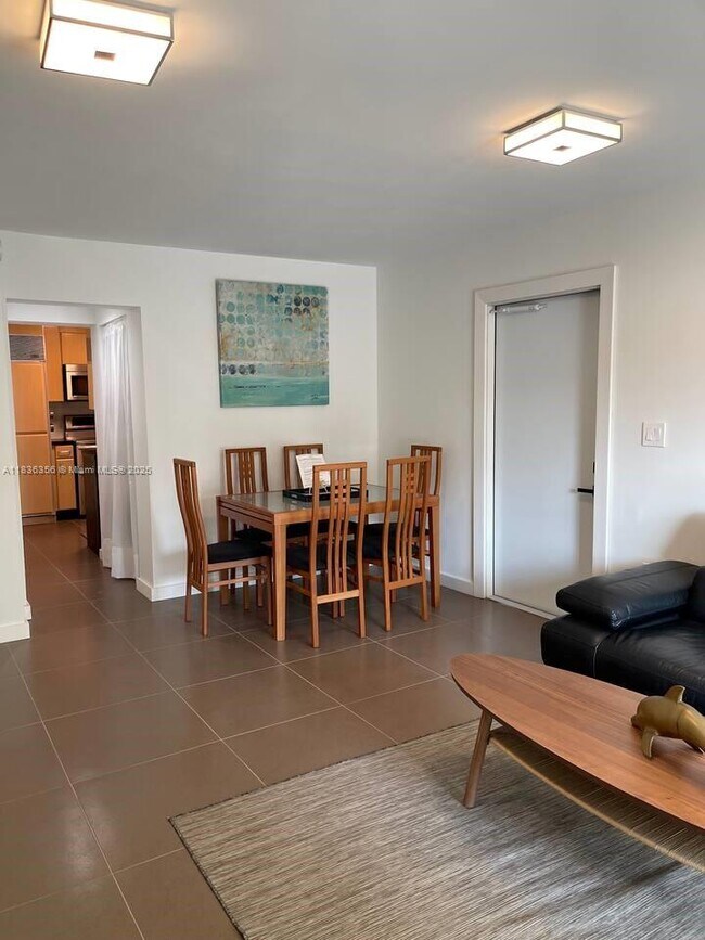 Foto del edificio - 427 SW 7th St