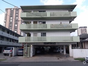 Building Photo - 2120 Fern St