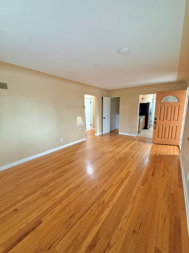 Foto del edificio - 3622 Hudson St