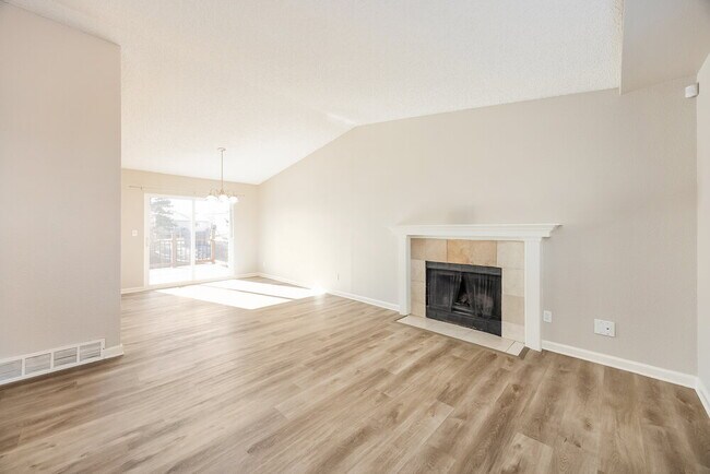 Foto del edificio - 1760 Moran Ct