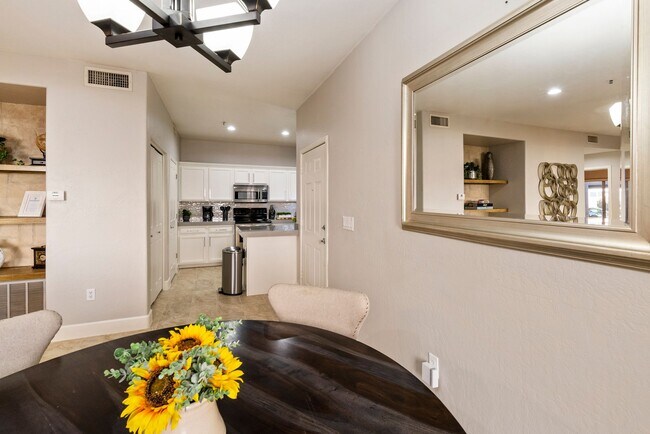 Foto del edificio - 11260 N 92nd St