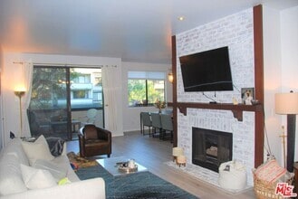 Building Photo - 306 Bora Bora Way