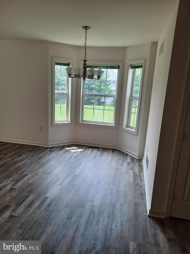 Building Photo - 301 Antilles Court