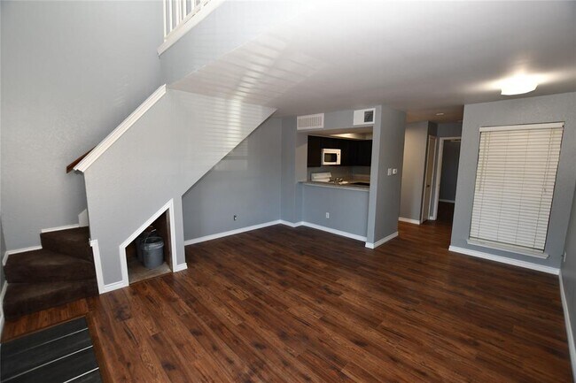 Foto del edificio - 9819 Walnut St