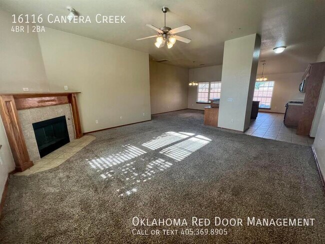 Foto del edificio - 16116 Cantera Creek Dr