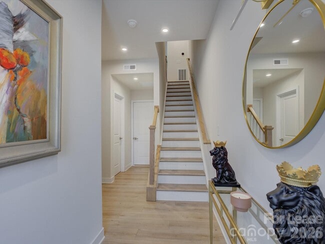 Building Photo - 6112 Station Crossing Ave