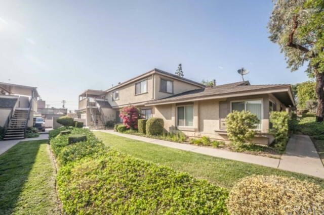 Building Photo - 927 Junipero Dr