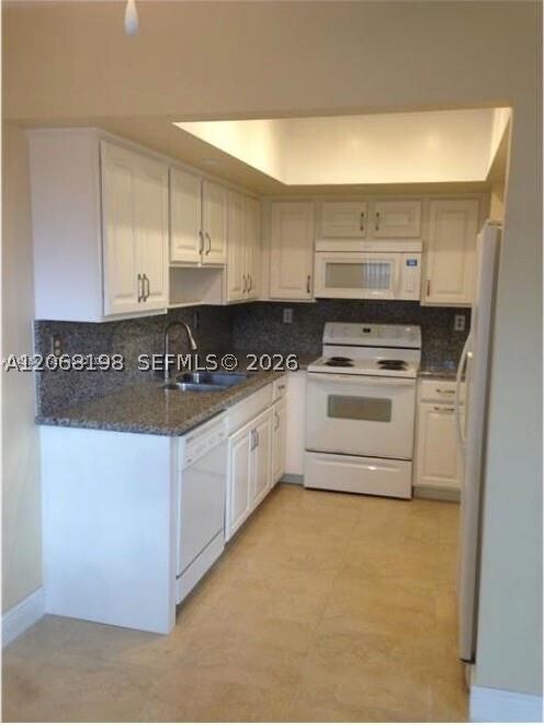 Building Photo - 10615 SW 113th St