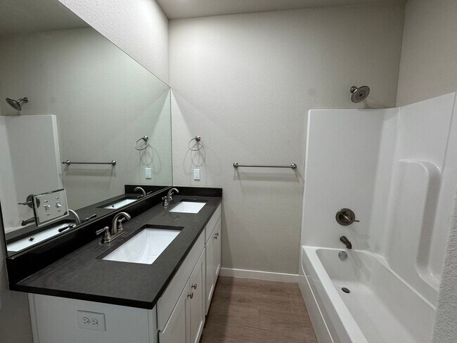 Foto del interior - Farmington Hills Duplexes