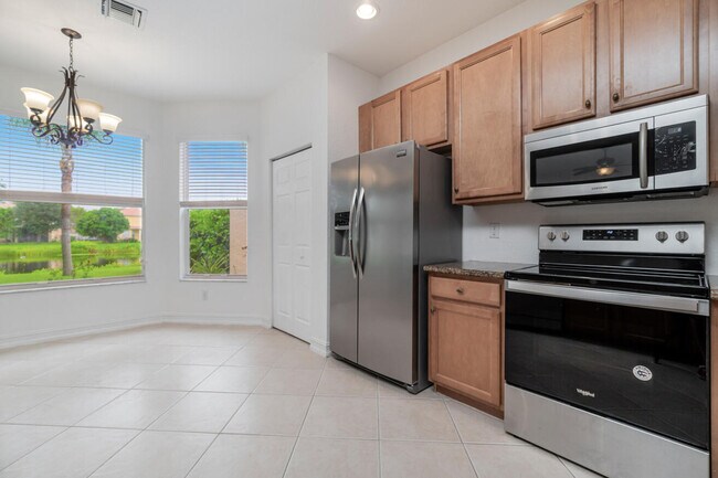 Foto del edificio - 10324 Willow Oaks Trail