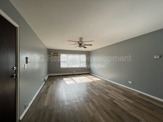 Building Photo - 316 N Warwick Ave