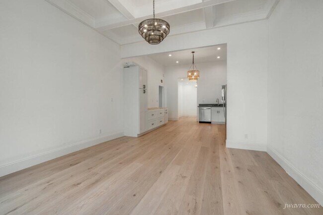 Building Photo - 818 Divisadero St