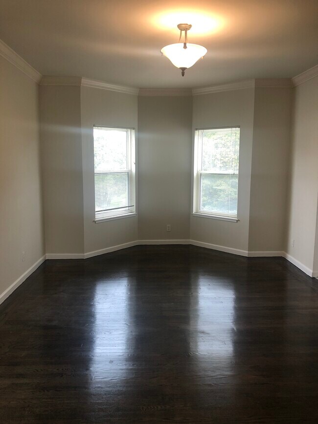 Foto del edificio - 1946 McAllister St