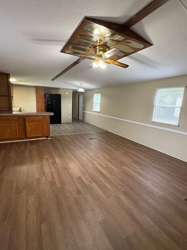 Foto del edificio - Spacious 3 Bedroom In Yorktowne