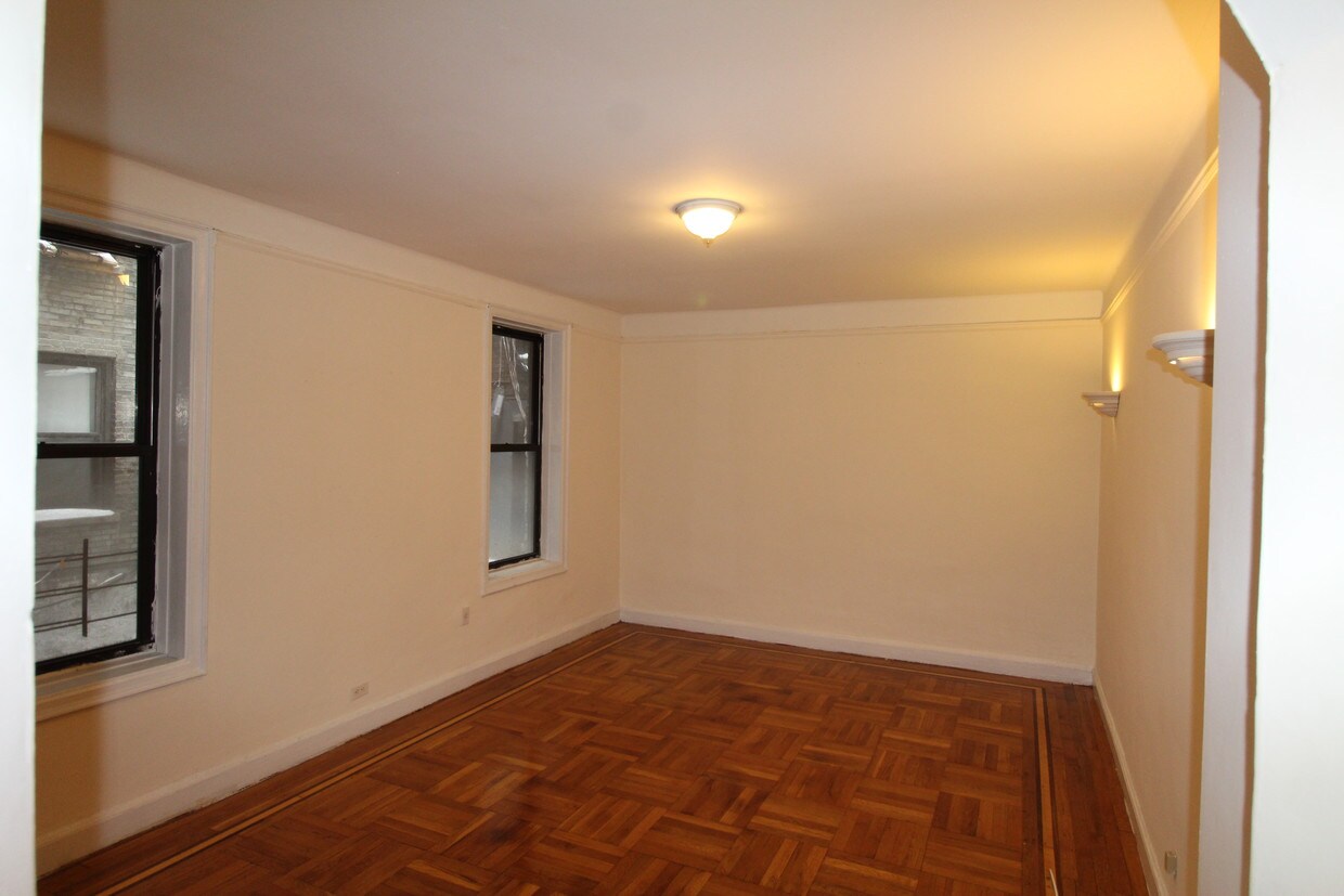 36 Ellwood St, New York, NY 10040 Apartments in New York, NY