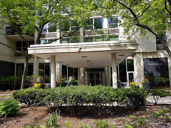 Foto del edificio - 1255 N Sandburg Terrace