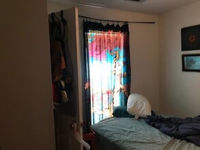 Building Photo - 214 Cone Rd