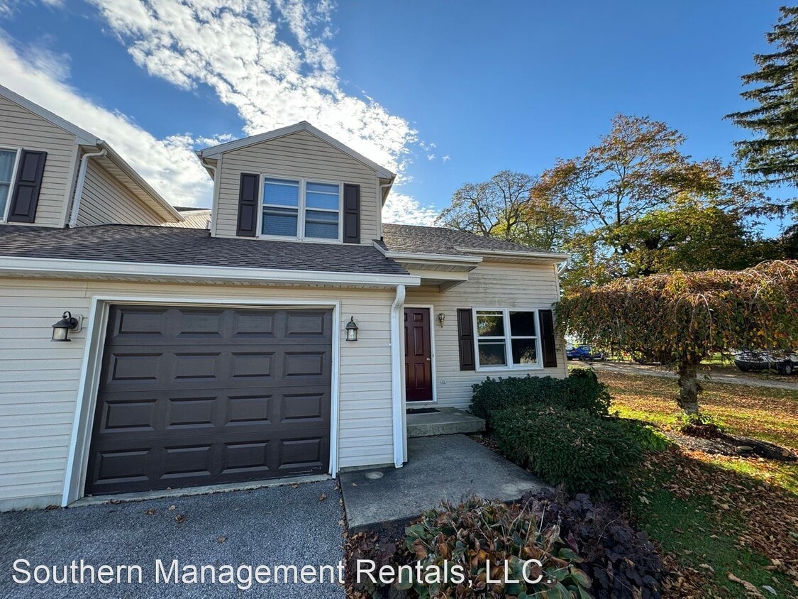 6970 Church Rd, Felton, PA 17322 House Rental in Felton, PA