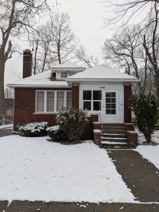 Foto del edificio - 17289 Bentler St