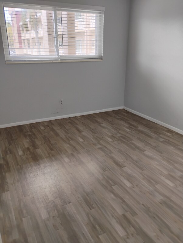 Building Photo - 2463 Brazilia Dr