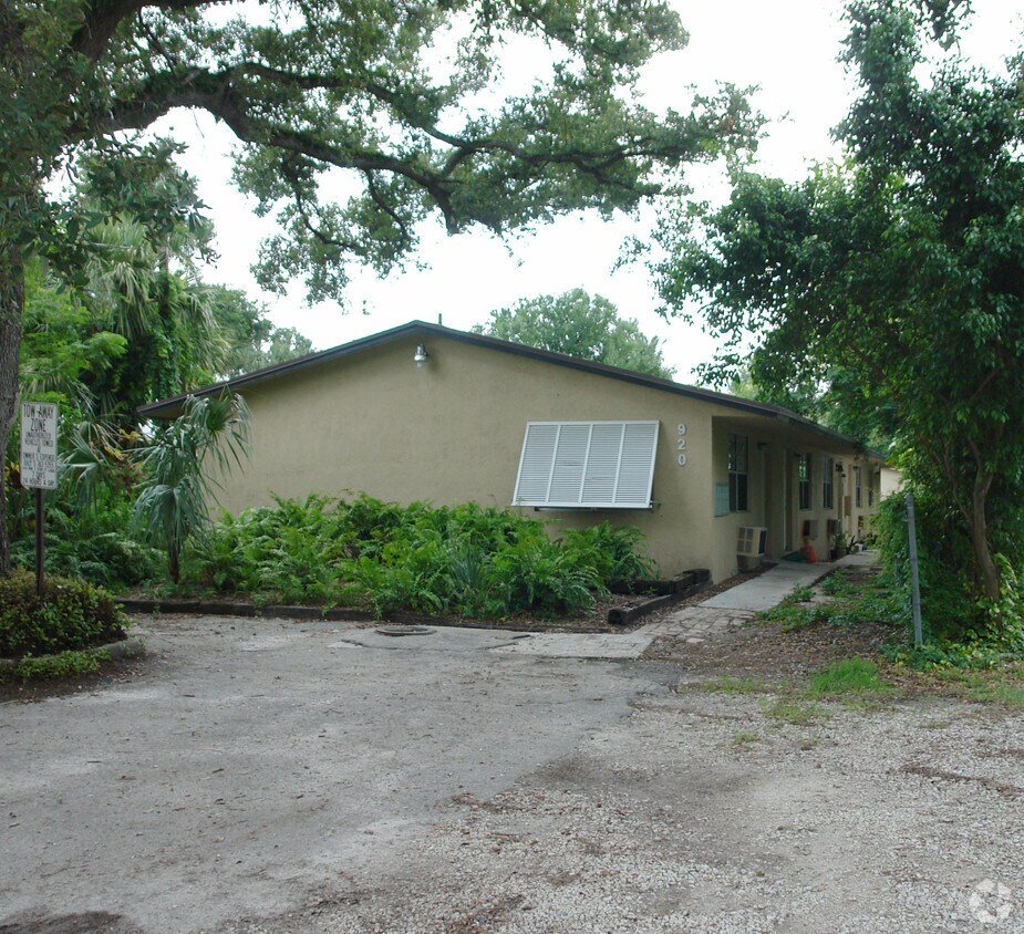 Primary Photo - 920 Las Olas Blvd