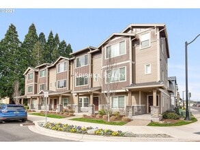 Building Photo - 7989 NE Heiser St