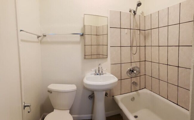 Foto del edificio - Gorgeous Studio in North Park! $500 New Year's Special