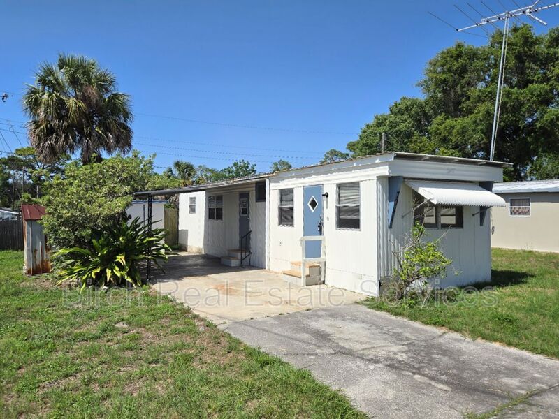 Foto principal - 7041 Lofty Dr