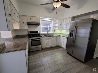 Building Photo - 2441 N Tripp Ave