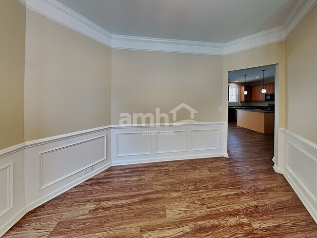 Foto del edificio - 540 Kingsmoor Drive