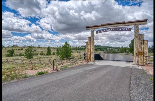 Foto del edificio - Rockaway Ranch Carriage House